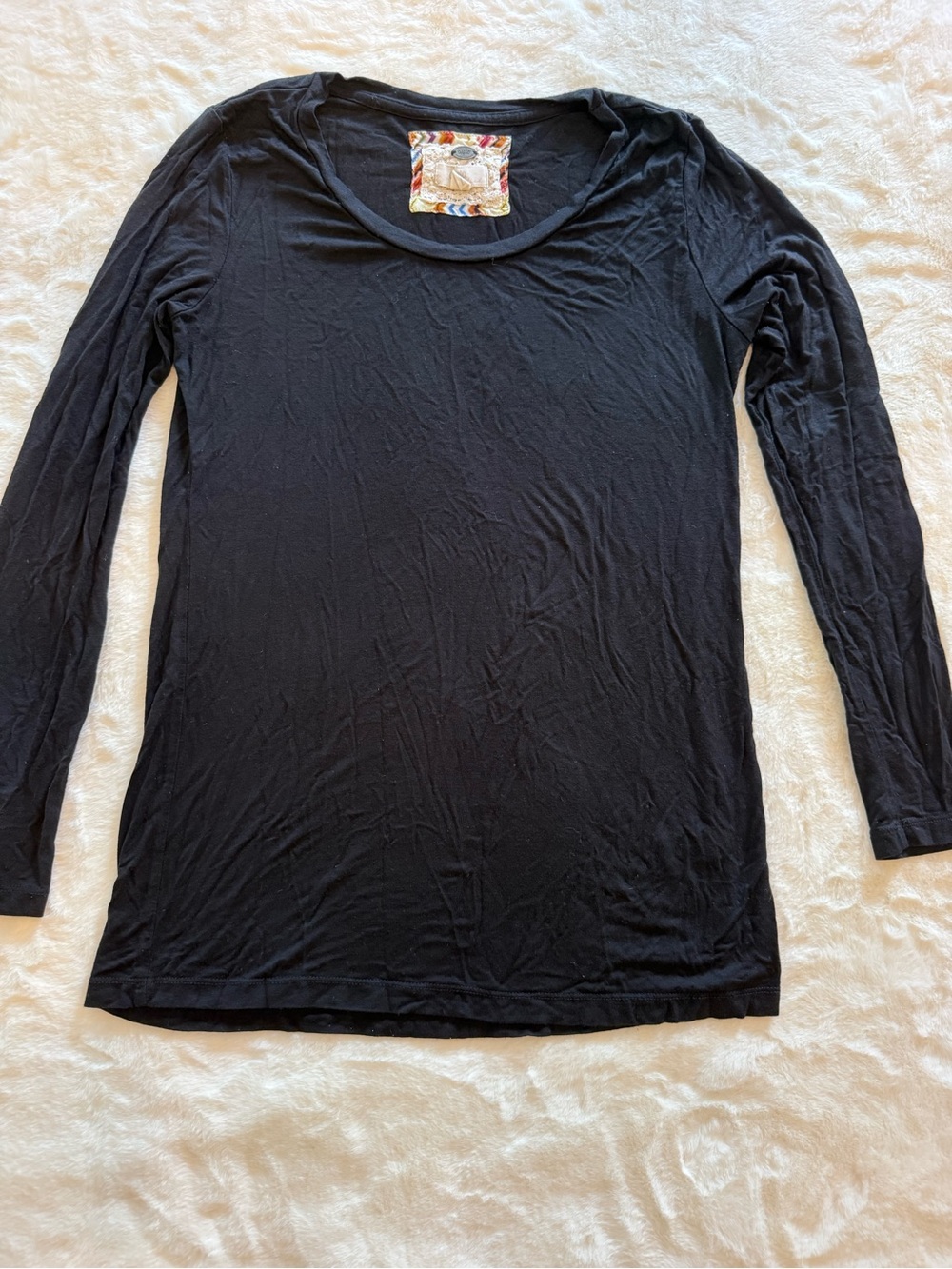 Cupio Black Long Sleeve Scoop Neck Top